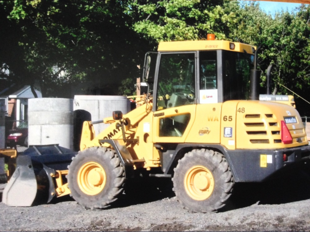 Komatsu WA65 – Les Entreprises Lou-Vil